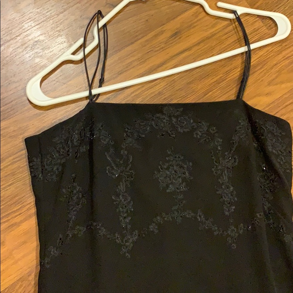 black dress - Picture 2 of 5